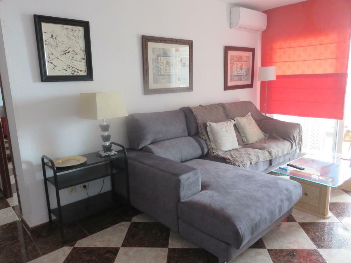 Apartamento Carihuela Playa Apartment ตอร์เรโมลิโนส ภายนอก รูปภาพ